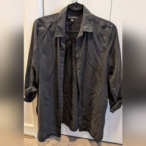 Banana Republic Women's Button Down Shirt